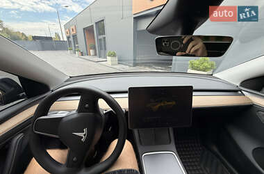 Позашляховик / Кросовер Tesla Model Y 2023 в 
