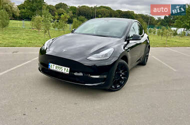 Позашляховик / Кросовер Tesla Model Y 2023 в 