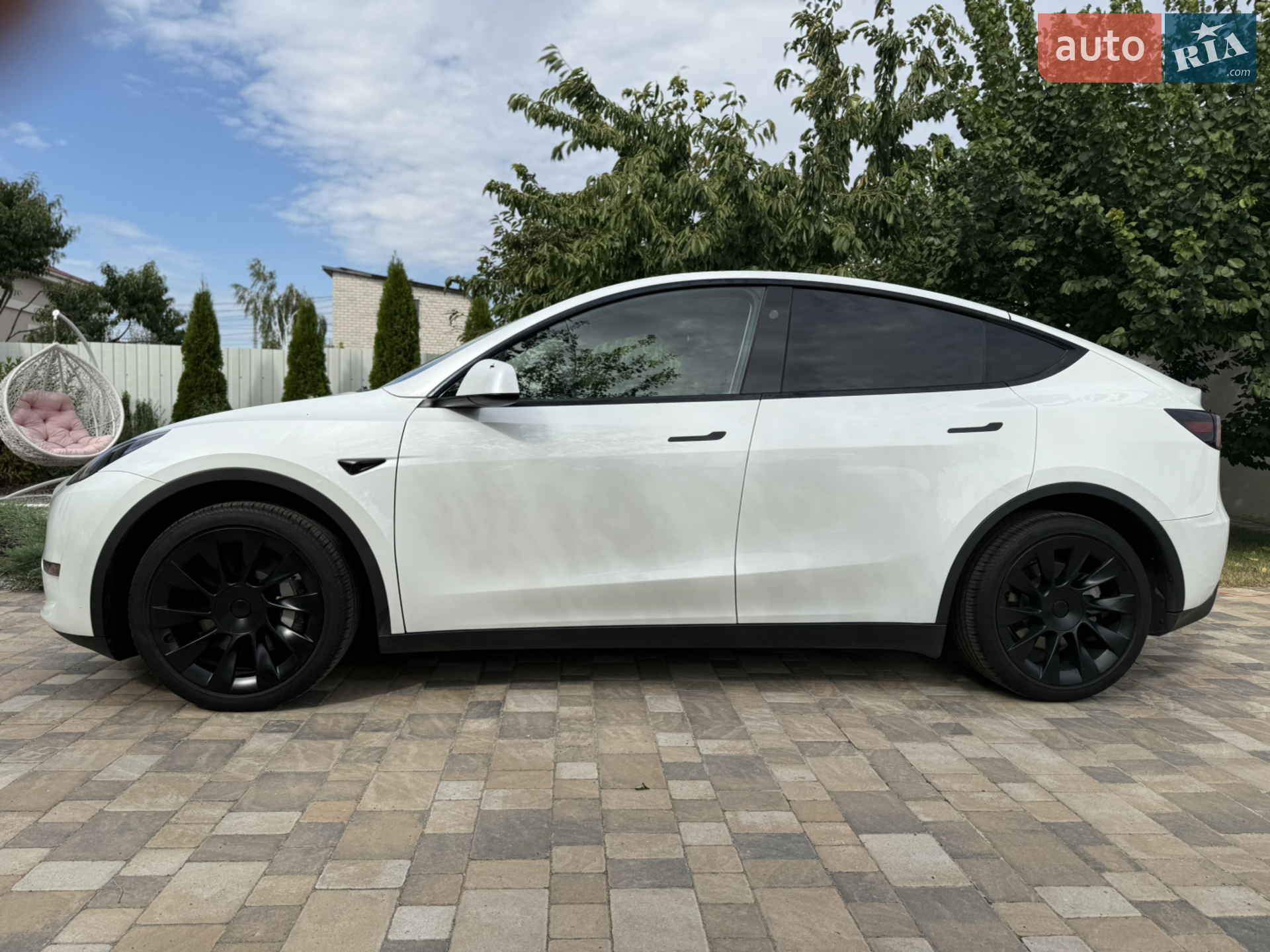 2023 Tesla Model Y - мініатюра 3