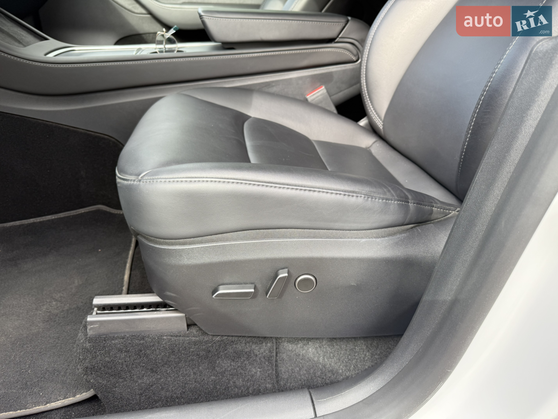 2023 Tesla Model Y - мініатюра 18