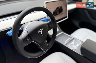 Внедорожник / Кроссовер Tesla Model Y 2023 в 
