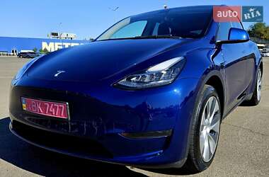 Внедорожник / Кроссовер Tesla Model Y 2021 в 