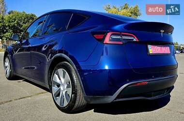 Внедорожник / Кроссовер Tesla Model Y 2021 в 