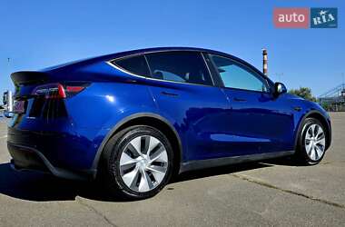 Внедорожник / Кроссовер Tesla Model Y 2021 в 