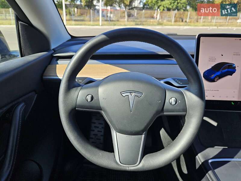Внедорожник / Кроссовер Tesla Model Y 2021 в Днепре