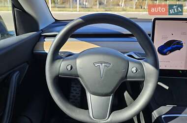 Внедорожник / Кроссовер Tesla Model Y 2021 в 