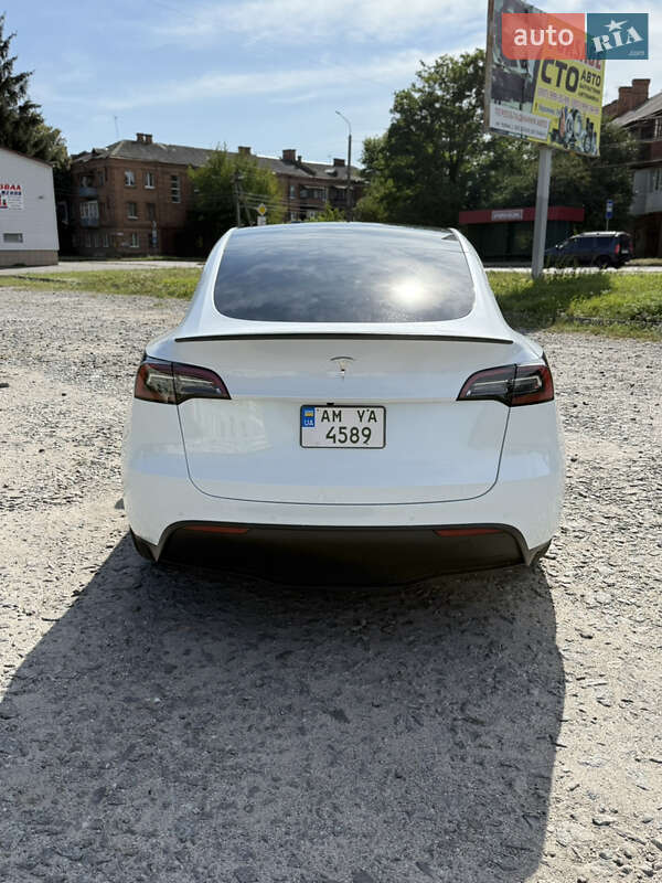 Внедорожник / Кроссовер Tesla Model Y 2022 в Бердичеве