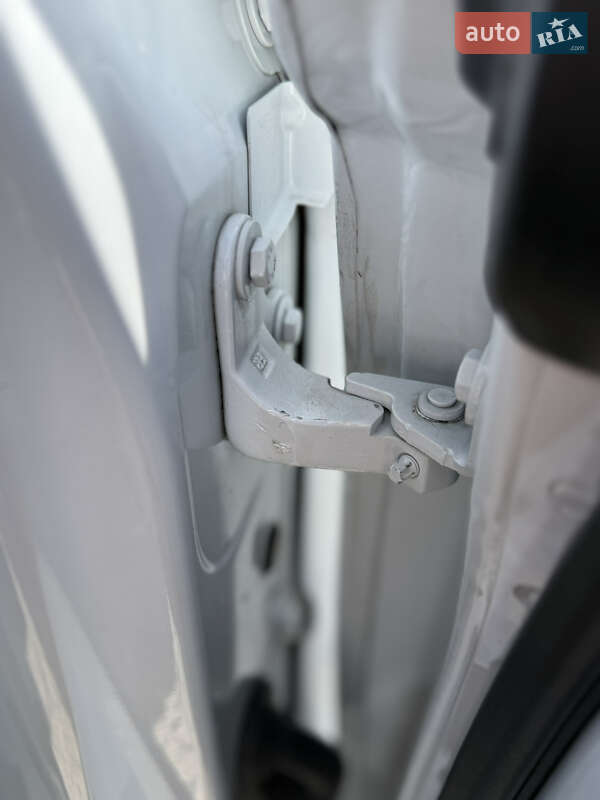 Внедорожник / Кроссовер Tesla Model Y 2022 в Бердичеве