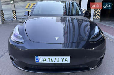 Позашляховик / Кросовер Tesla Model Y 2024 в 