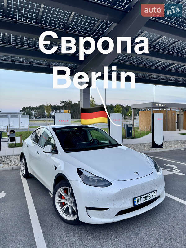 Позашляховик / Кросовер Tesla Model Y 2022 в 