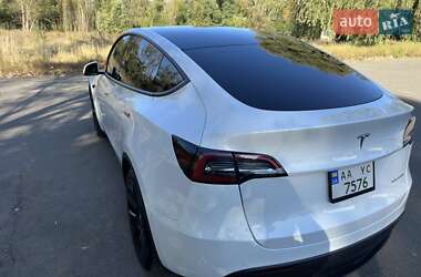 Позашляховик / Кросовер Tesla Model Y 2021 в 