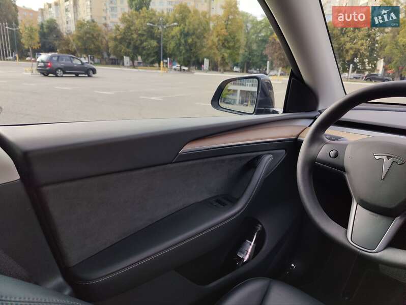 Внедорожник / Кроссовер Tesla Model Y 2024 в Броварах фото 25 Внедорожник / Кроссовер Tesla Model Y 2024 в Броварах
