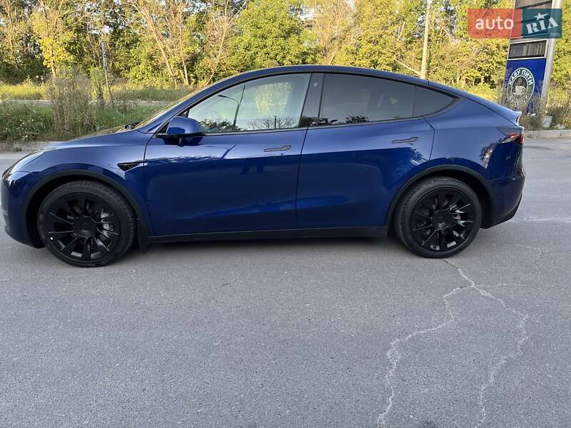 Позашляховик / Кросовер Tesla Model Y 2021 в Тернополі