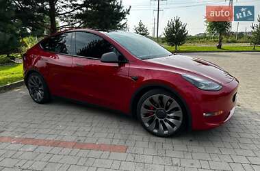 Позашляховик / Кросовер Tesla Model Y 2021 в 