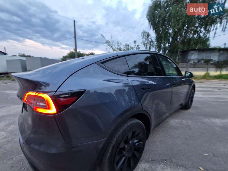 Внедорожник / Кроссовер Tesla Model Y 2023 в Киеве фото 14 Внедорожник / Кроссовер Tesla Model Y 2023 в Киеве