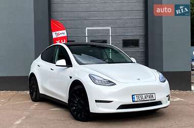 Tesla Model Y 2021