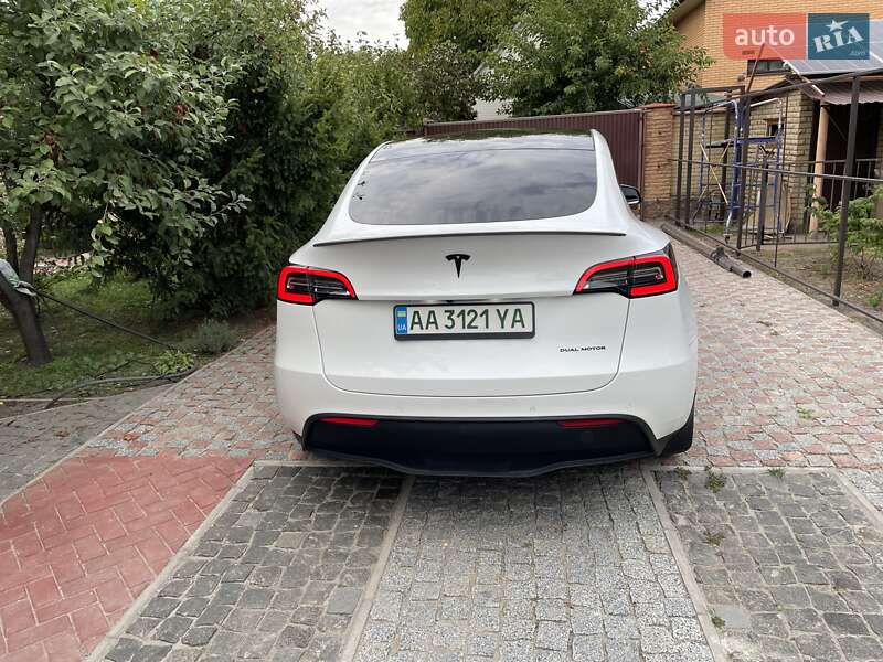 Позашляховик / Кросовер Tesla Model Y 2020 в Києві