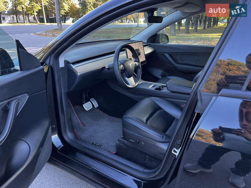 Позашляховик / Кросовер Tesla Model Y 2022 в Полтаві