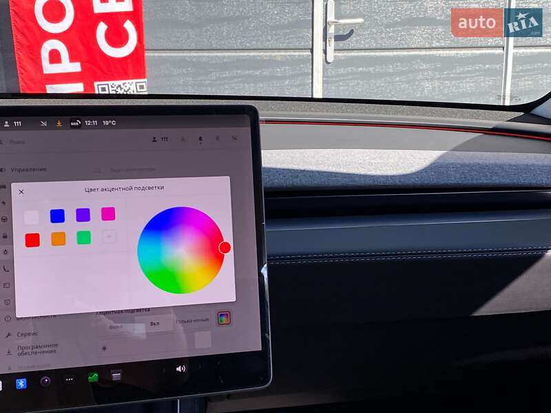 Внедорожник / Кроссовер Tesla Model Y 2025 в Киеве
