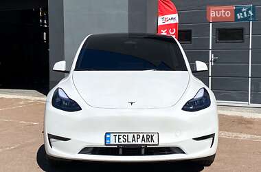 Позашляховик / Кросовер Tesla Model Y 2023 в 