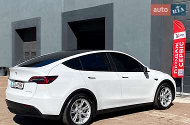 Позашляховик / Кросовер Tesla Model Y 2023 в 