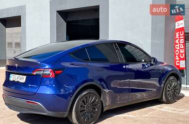 Позашляховик / Кросовер Tesla Model Y 2023 в 