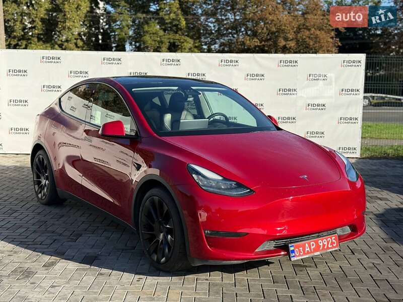Tesla Model Y 2020