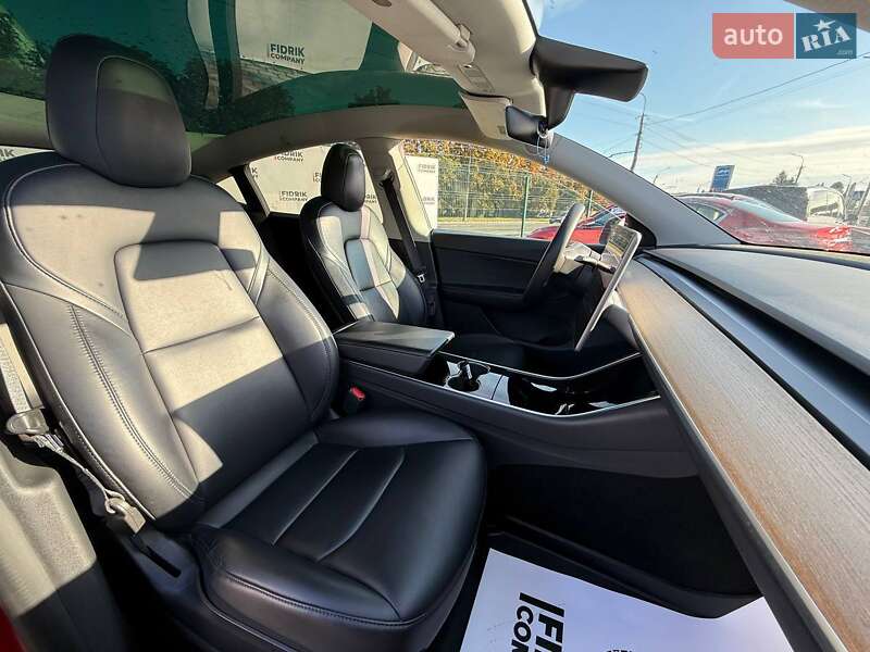 Позашляховик / Кросовер Tesla Model Y 2020 в Луцьку фото 16 Позашляховик / Кросовер Tesla Model Y 2020 в Луцьку
