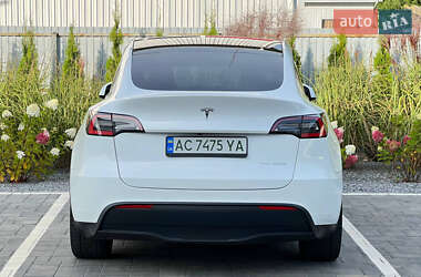 Внедорожник / Кроссовер Tesla Model Y 2021 в 