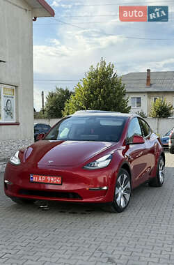 Позашляховик / Кросовер Tesla Model Y 2021 в Луцьку