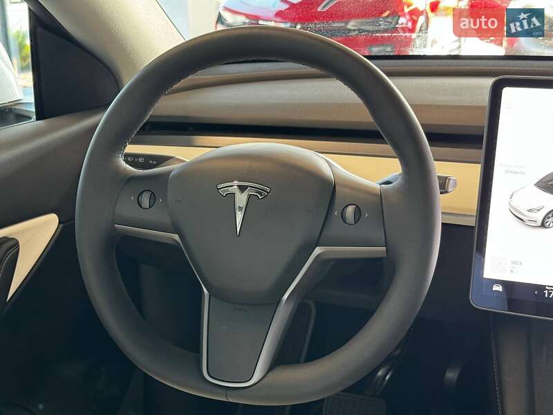 Позашляховик / Кросовер Tesla Model Y 2021 в Львові фото 27 Позашляховик / Кросовер Tesla Model Y 2021 в Львові