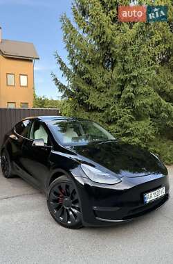 Внедорожник / Кроссовер Tesla Model Y 2022 в Киеве