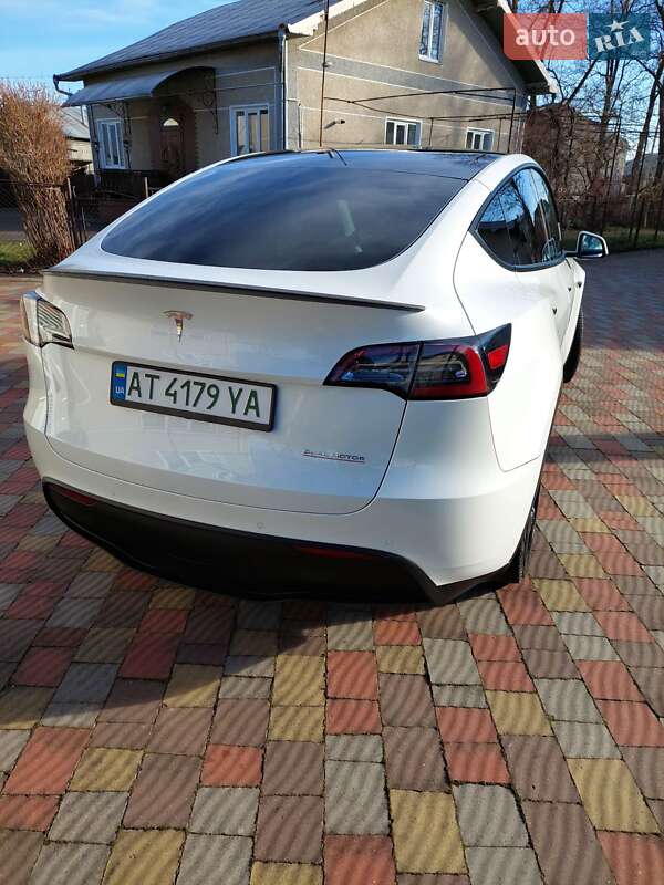 Внедорожник / Кроссовер Tesla Model Y 2020 в Тысменице