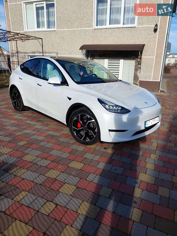 Внедорожник / Кроссовер Tesla Model Y 2020 в Тысменице