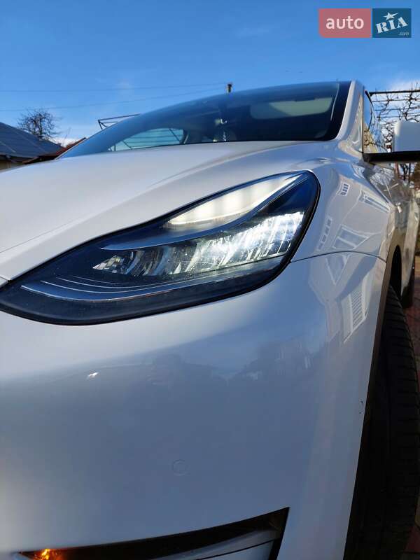Внедорожник / Кроссовер Tesla Model Y 2020 в Тысменице
