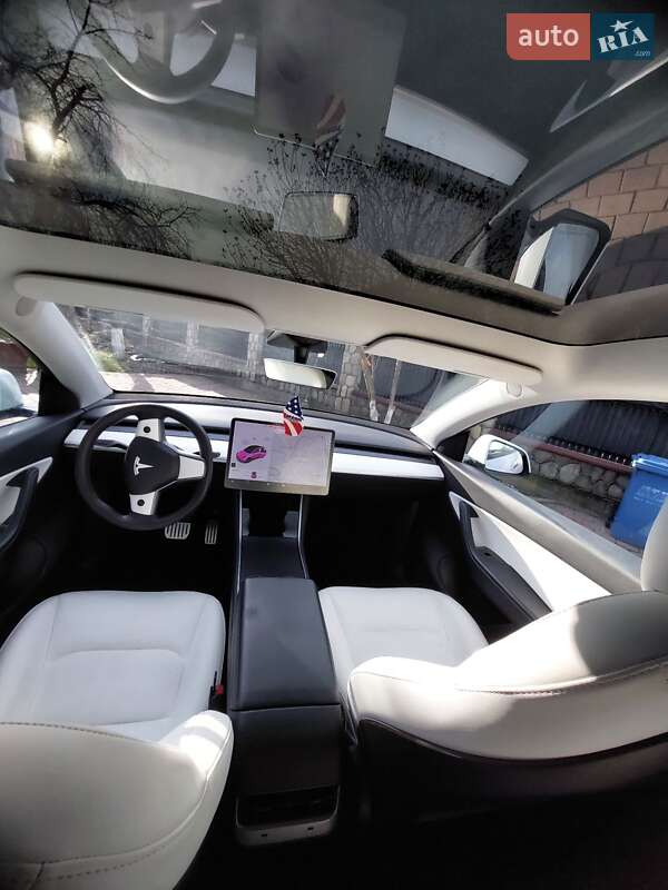 Внедорожник / Кроссовер Tesla Model Y 2020 в Тысменице