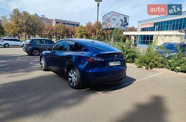 Внедорожник / Кроссовер Tesla Model Y 2024 в 