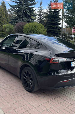 Позашляховик / Кросовер Tesla Model Y 2022 в 