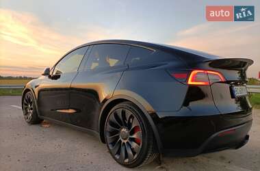 Tesla Model Y 2022