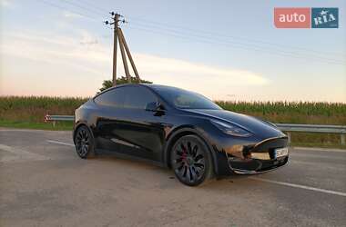 Позашляховик / Кросовер Tesla Model Y 2022 в 