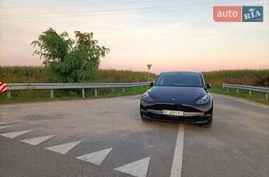 Позашляховик / Кросовер Tesla Model Y 2022 в 