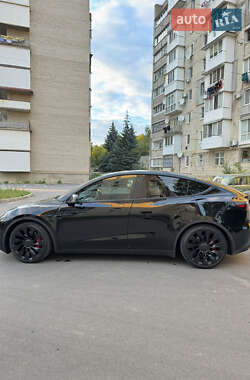 Позашляховик / Кросовер Tesla Model Y 2022 в 