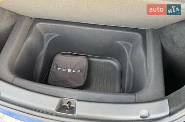 Внедорожник / Кроссовер Tesla Model Y 2023 в 