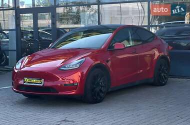 Внедорожник / Кроссовер Tesla Model Y 2021 в 