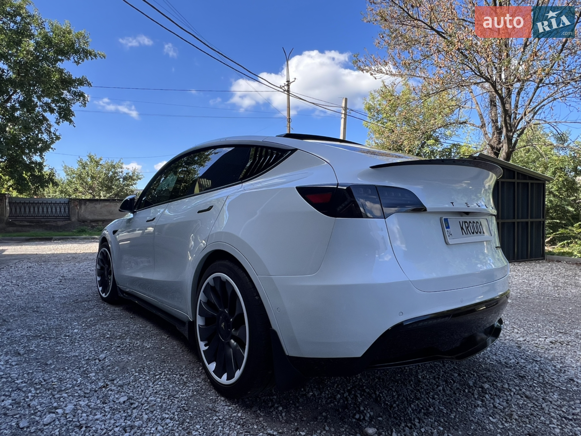 2020 Tesla Model Y - мініатюра 8