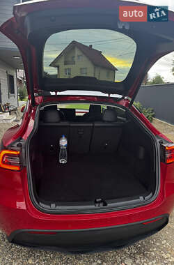 Позашляховик / Кросовер Tesla Model Y 2021 в 
