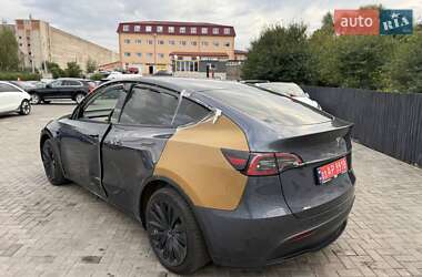 Внедорожник / Кроссовер Tesla Model Y 2021 в 