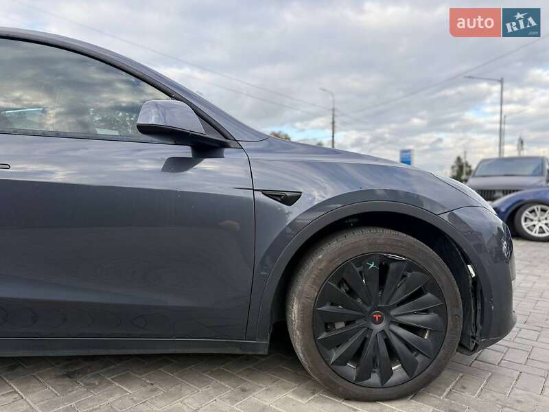 Позашляховик / Кросовер Tesla Model Y 2021 в Луцьку