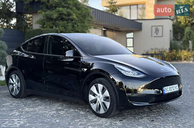 Позашляховик / Кросовер Tesla Model Y 2020 в 