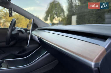 Позашляховик / Кросовер Tesla Model Y 2020 в 